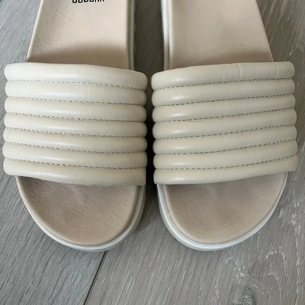 COUGAR 'Naomi' Women's 7.5 Cream Ribbed Leather Slide Sandal Comfort Footbed
